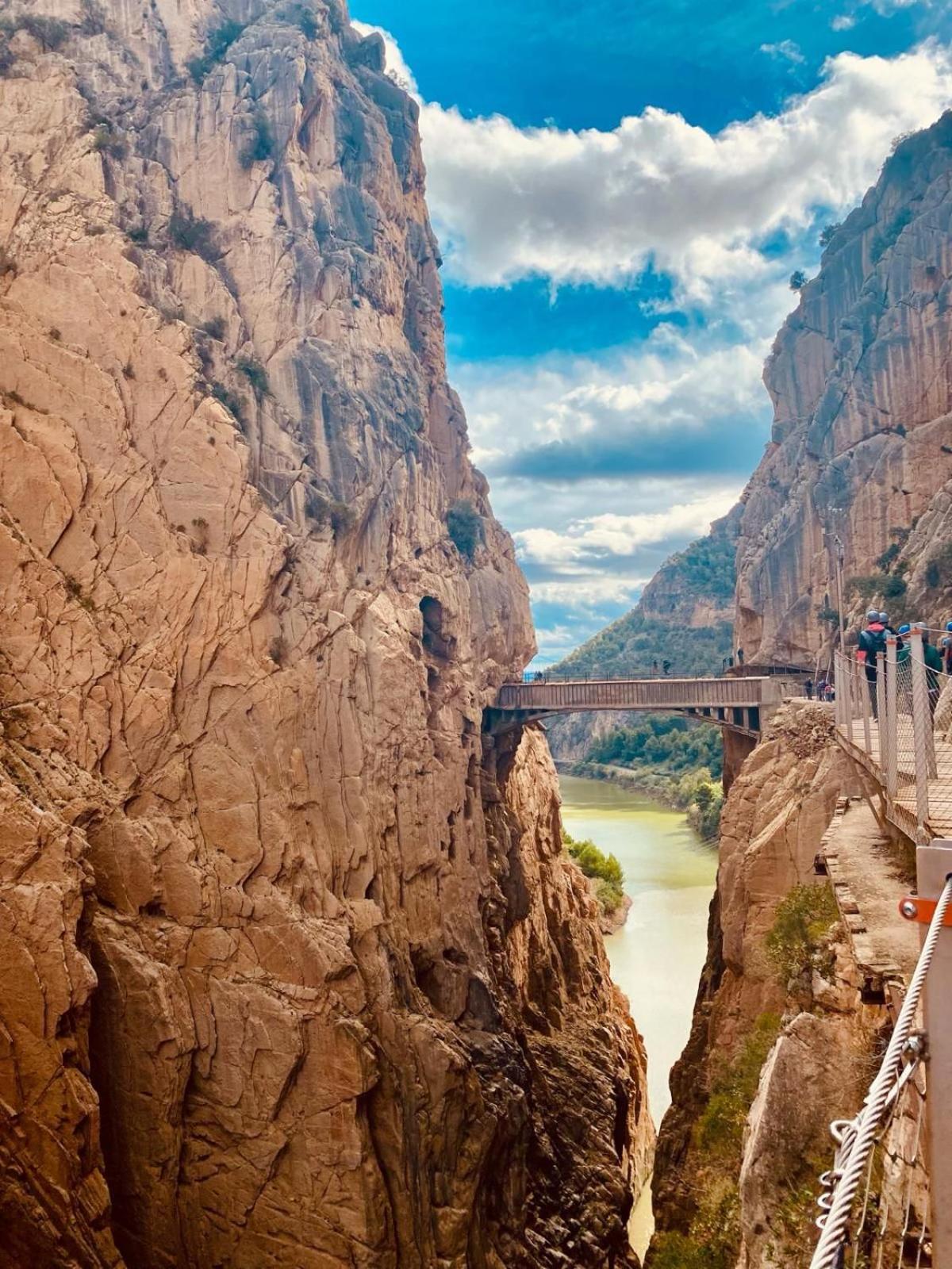 카라트라카 Sweet Water Caminito Del Rey B&B 외부 사진